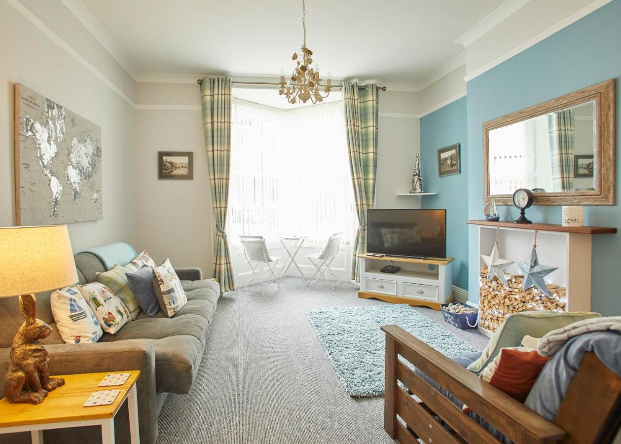 Host & - The First Port Of Call Whitby