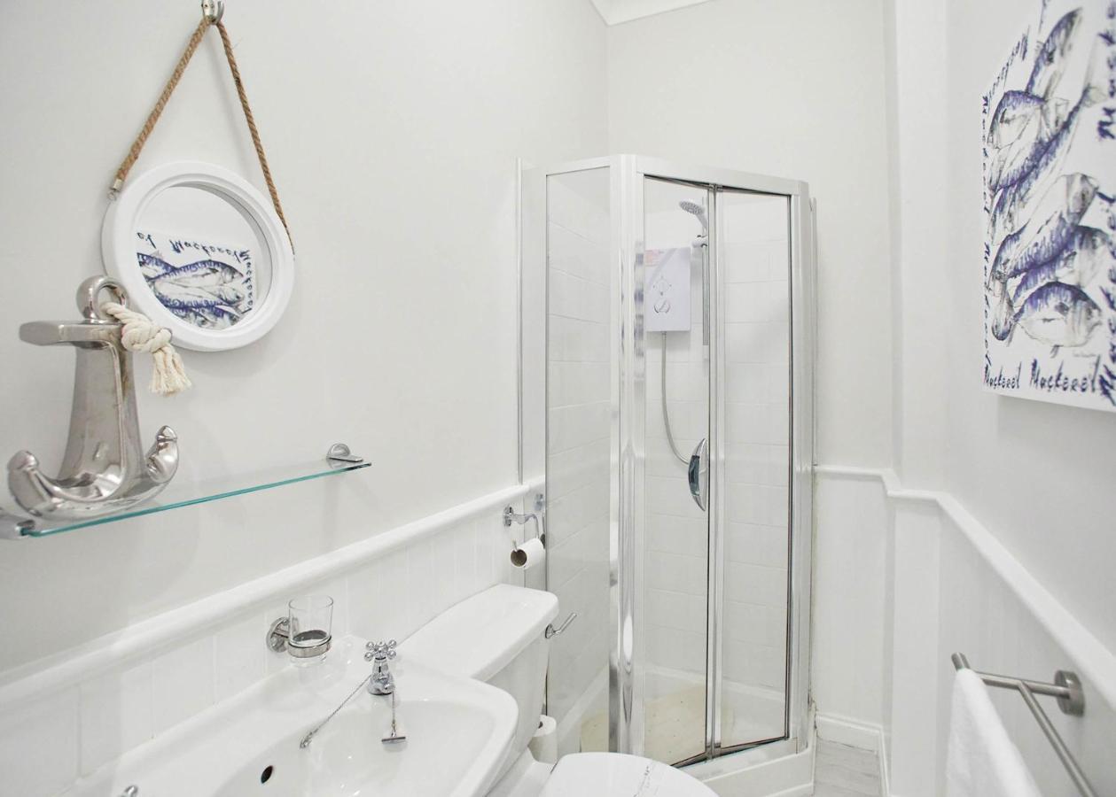 Apartment Host & - The First Port Of Call *