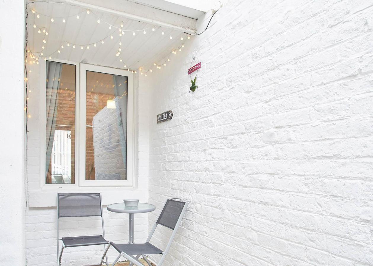 Host & - The First Port Of Call Apartment *